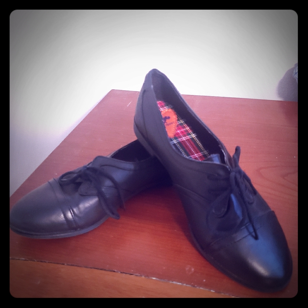 Rocket Dog Black Oxfords Size 6.5